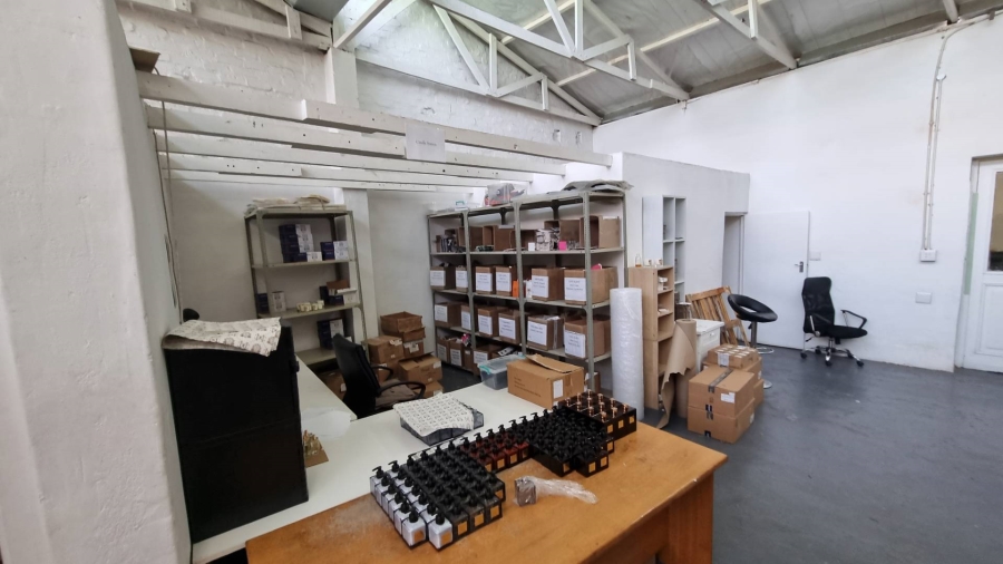 To Let Commercial Property for Rent in Woodstock Western Cape